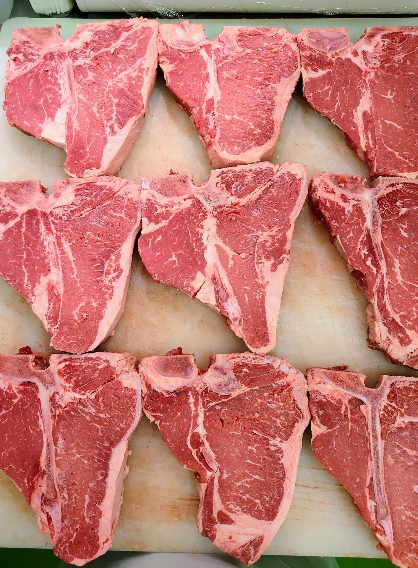 世田谷のオンライン肉屋！ステーキ、キャンプ、BBQにベストな輸入牛！