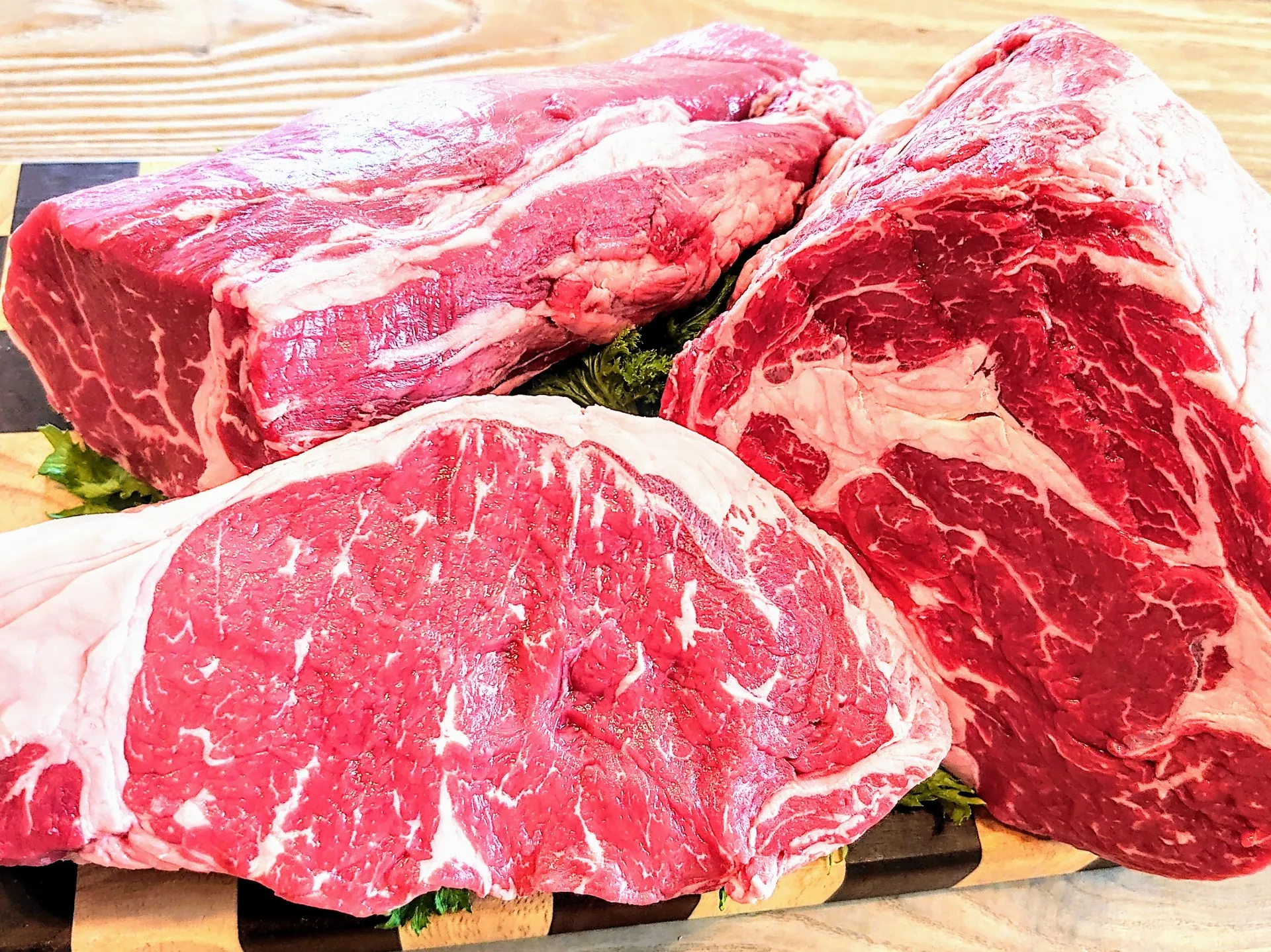 世田谷が拠点のオンライン肉屋です！美味しい輸入牛を取り揃えておりますので、ホームページをご覧になってください。