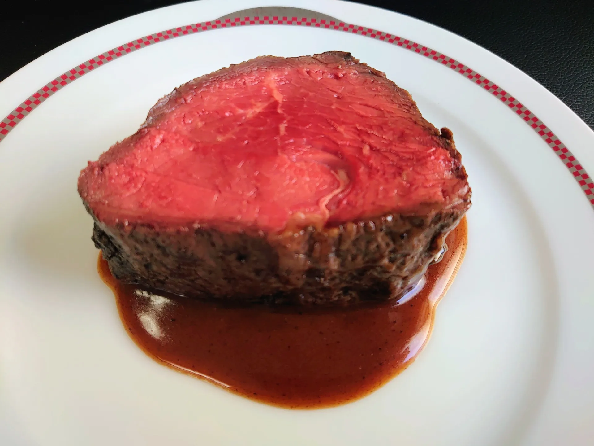 柔らかいローストビーフをつくるなら！世田谷のオンライン肉屋ですよ！